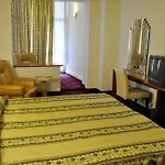 Hotel Bristol